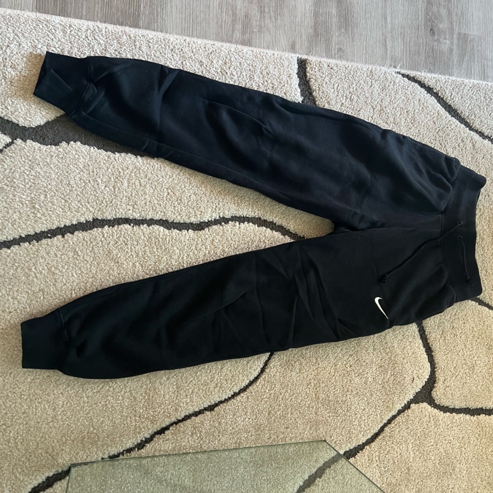 Women’s Nike Phoenix sweats